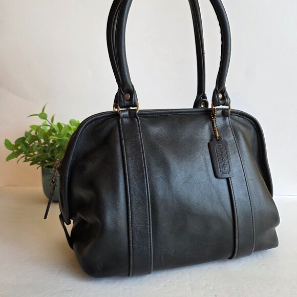 EUC Vintage Coach Soft Satchel (4055) in Black - Picture 1 of 14